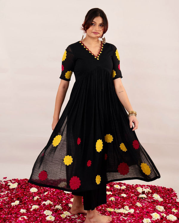 Lablemishwa Presents black and offwhite Kurta with embroidered floral patchwork